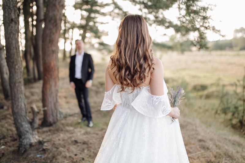 Vintage Lace Wedding Dresses